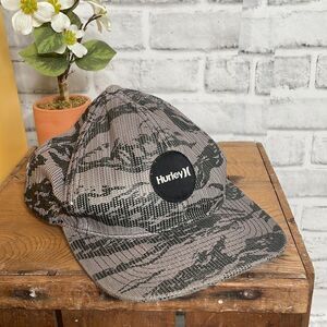 Hurley Vintage Trucker Baseball Hat Cap